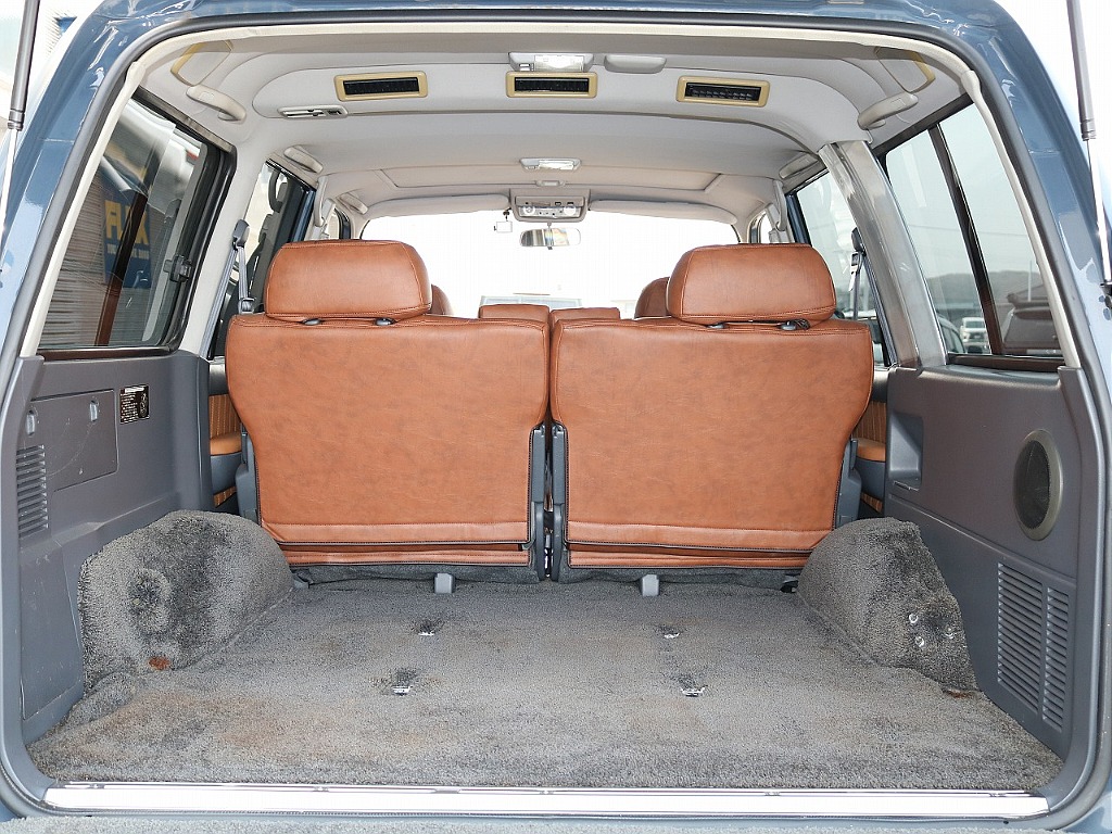 たっぷり積載可能なキャリースペース☆彡