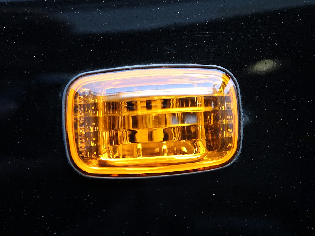 新品にてサイドマーカー等交換しております！