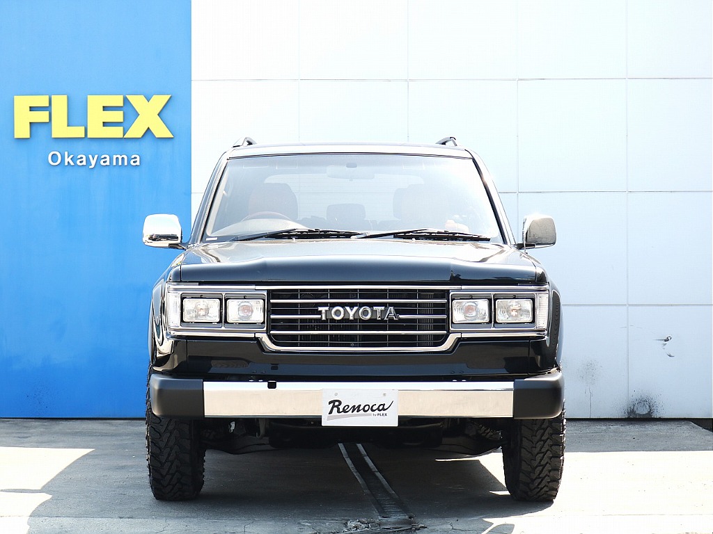 ランクル60を彷彿させるフェイス☆彡