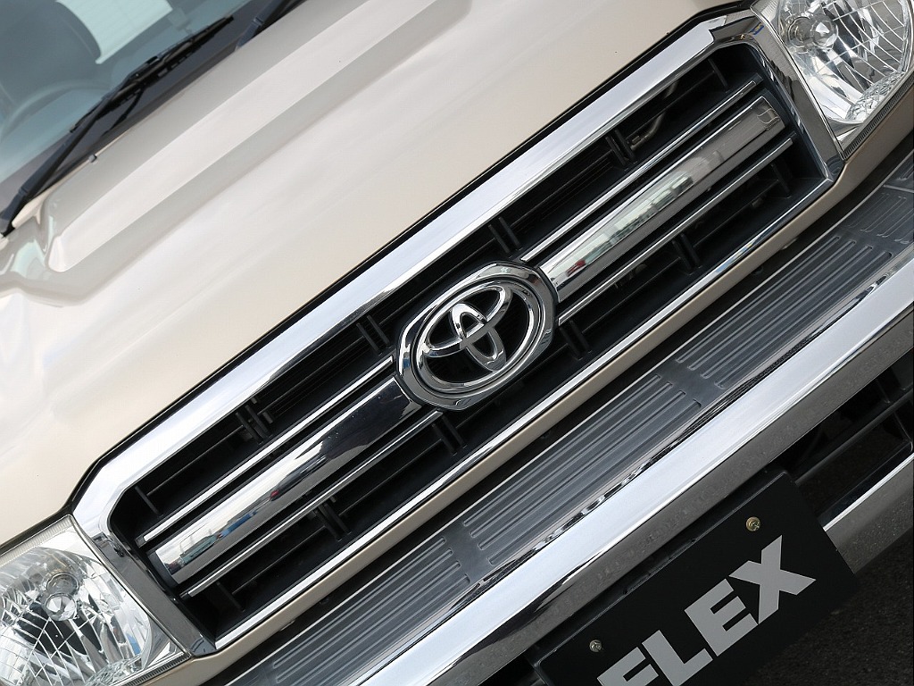 トヨタ ランドクルーザー70(21枚目)