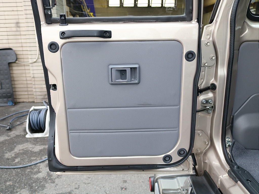 トヨタ ランドクルーザー70(36枚目)