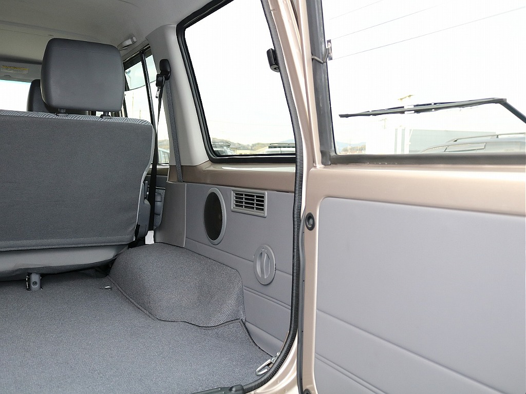 トヨタ ランドクルーザー70(40枚目)