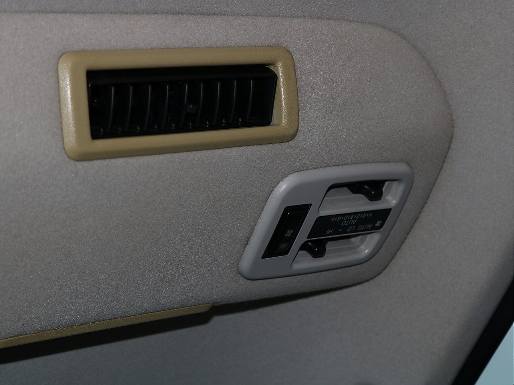 トヨタ ランドクルーザー80(49枚目)