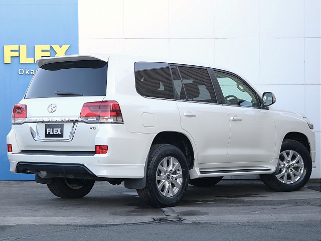 高級感のあるリヤビューが魅力的ですね！