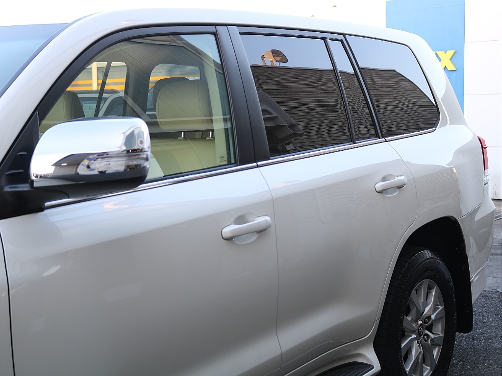 トヨタ ランドクルーザー200(25枚目)