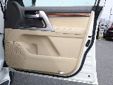 トヨタ ランドクルーザー200(33枚目)
