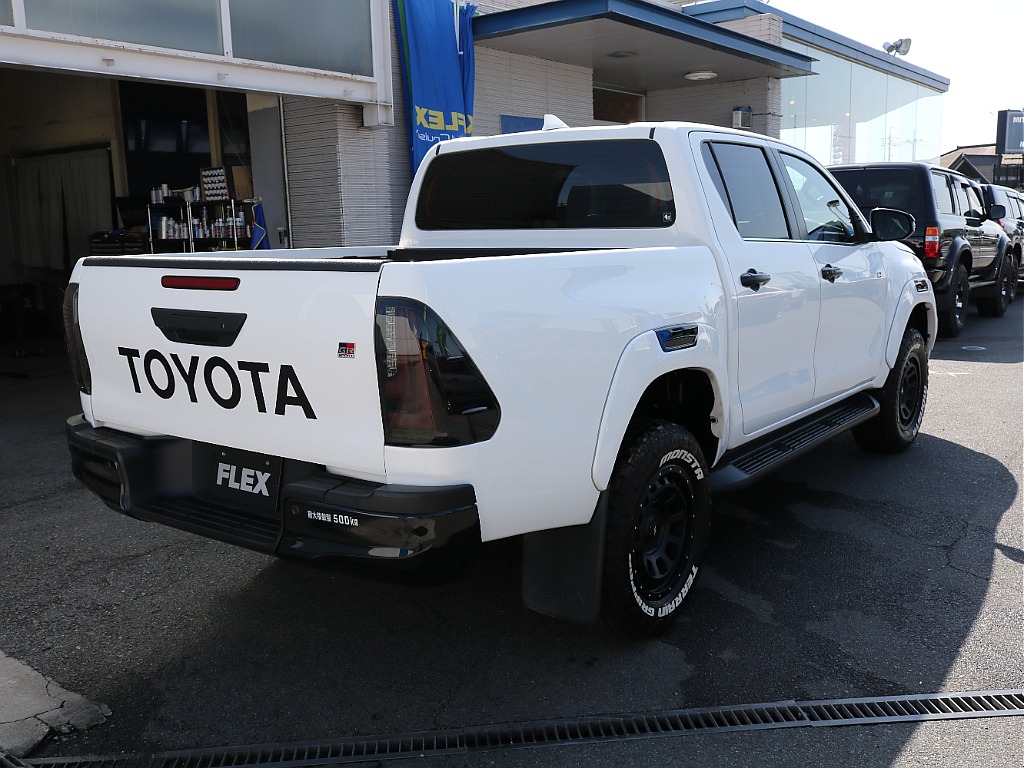 GR専用オーバーフェンダーもかっこいいですね！