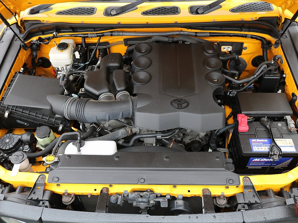 エンジンルームの状態も良好です！