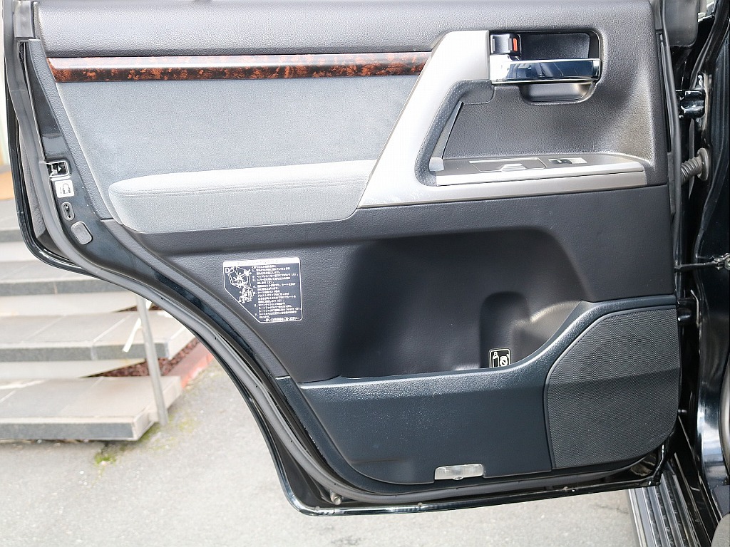 トヨタ ランドクルーザー200(35枚目)