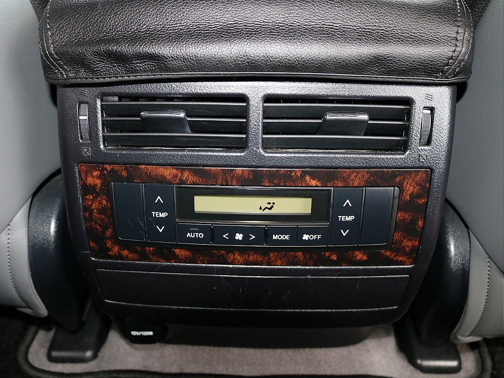 トヨタ ランドクルーザー200(50枚目)