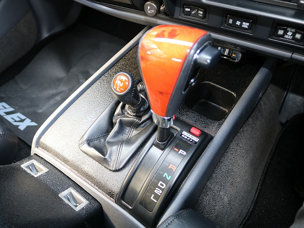 トヨタ ランドクルーザー80(41枚目)