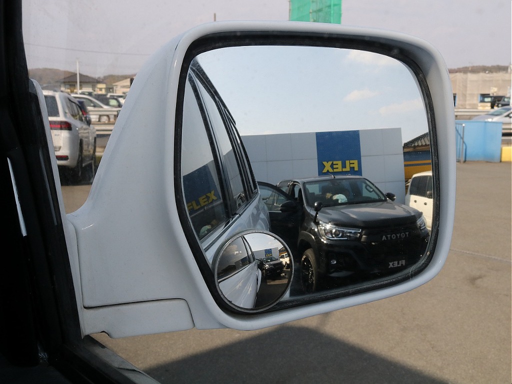 トヨタ ランドクルーザー80(47枚目)