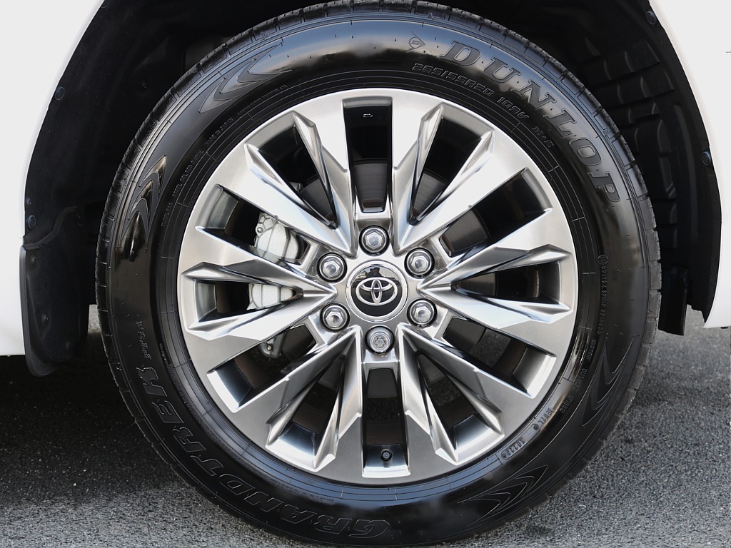 純正20インチアルミが映えます！