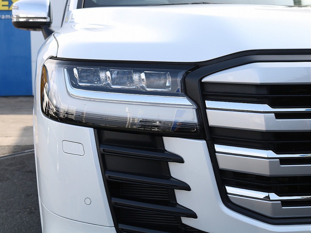 トヨタ ランドクルーザー300(21枚目)