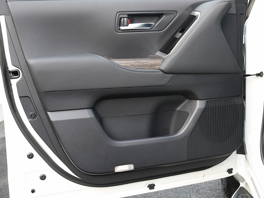 トヨタ ランドクルーザー300(32枚目)