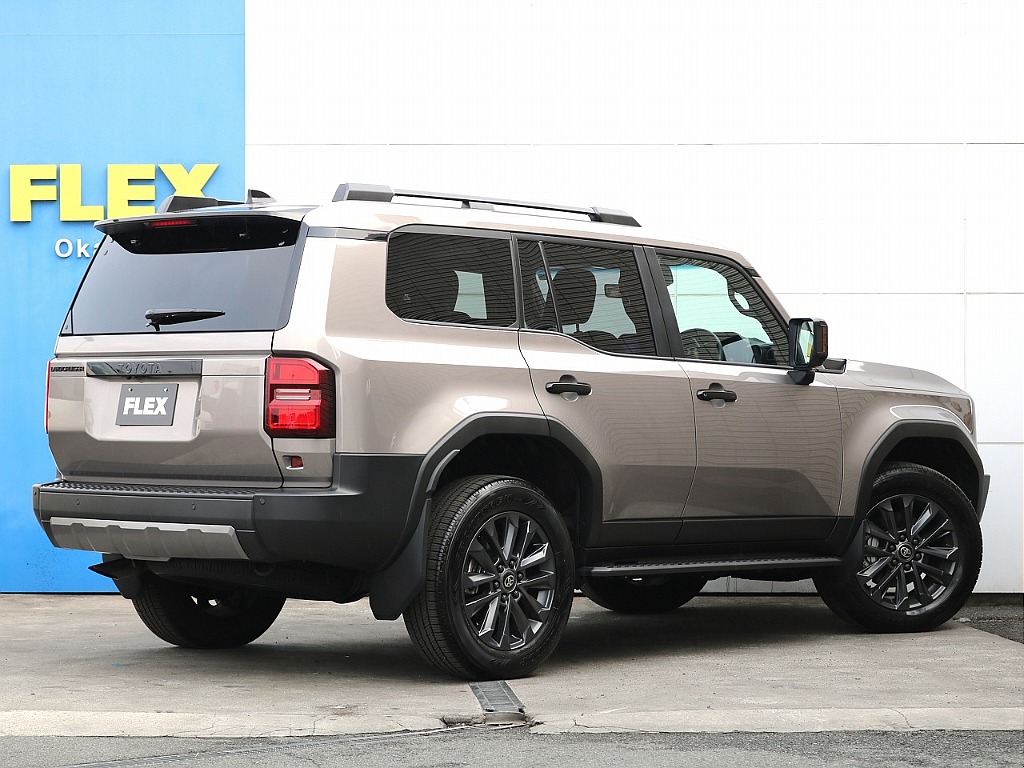 高級感のあるフォルムが魅力的です！