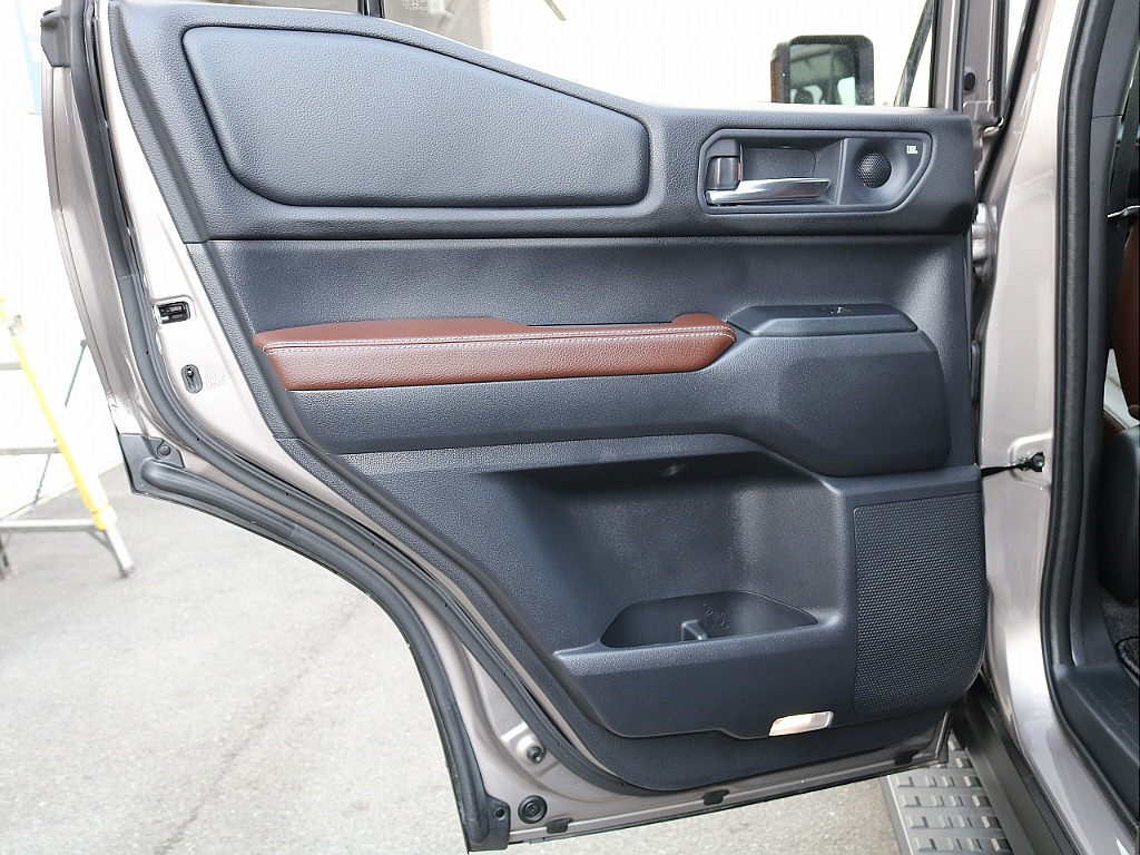 トヨタ ランドクルーザー250(35枚目)