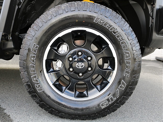 純正アルミ×RENEGADE　A/T5　265/70-17タイヤ装着済み☆彡