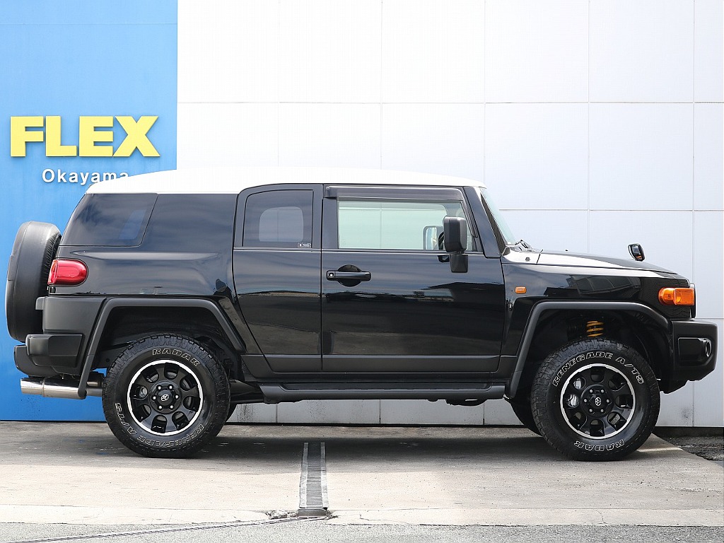 サイドビューも決まってます！