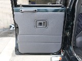 リアゲート(左側)内張も大きなダメージ無く良好です