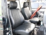 新品クラシックシートカバーブラックをインストール☆ボディカラーにマッチしてますね☆