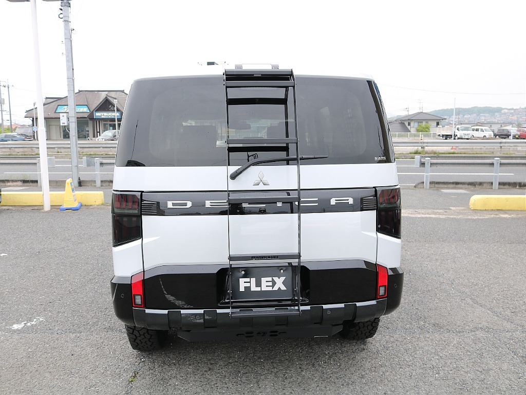 リアラダー付きは存在感があります！