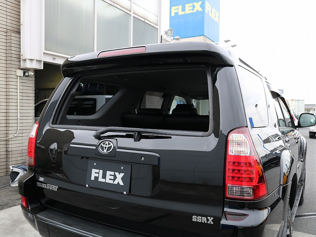 リアゲートガラスは開閉可能！