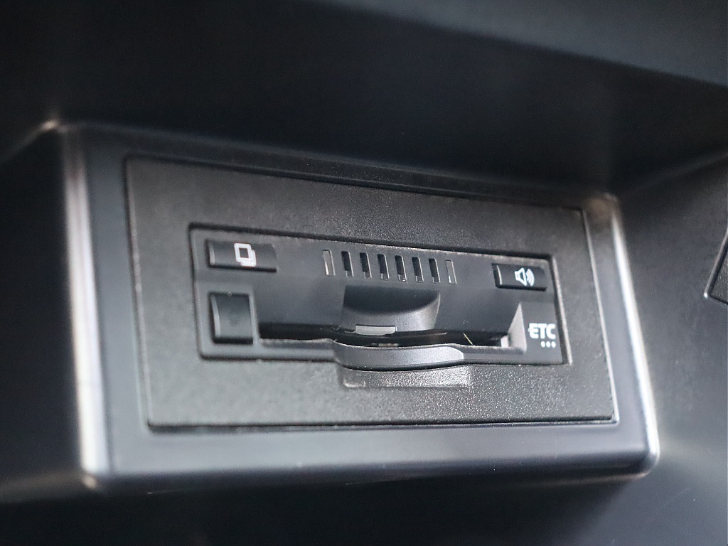 ビルトインタイプのETC車載器！