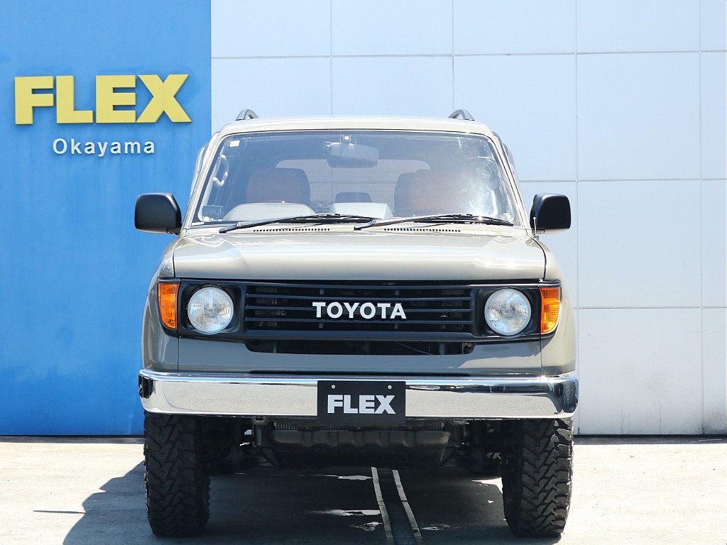 アメ車のようなフェイス周り☆