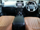 クラシックシートカバーが印象的な150プラドご入庫致しました☆