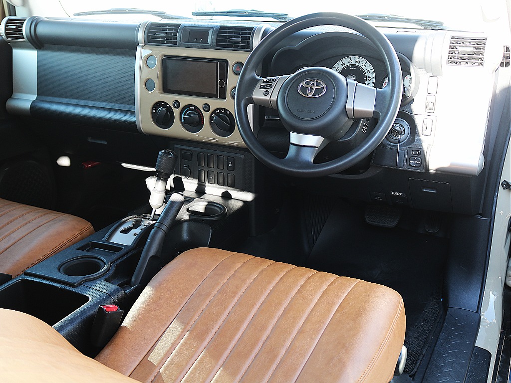 目線も高く運転しやすそうですね(^^♪