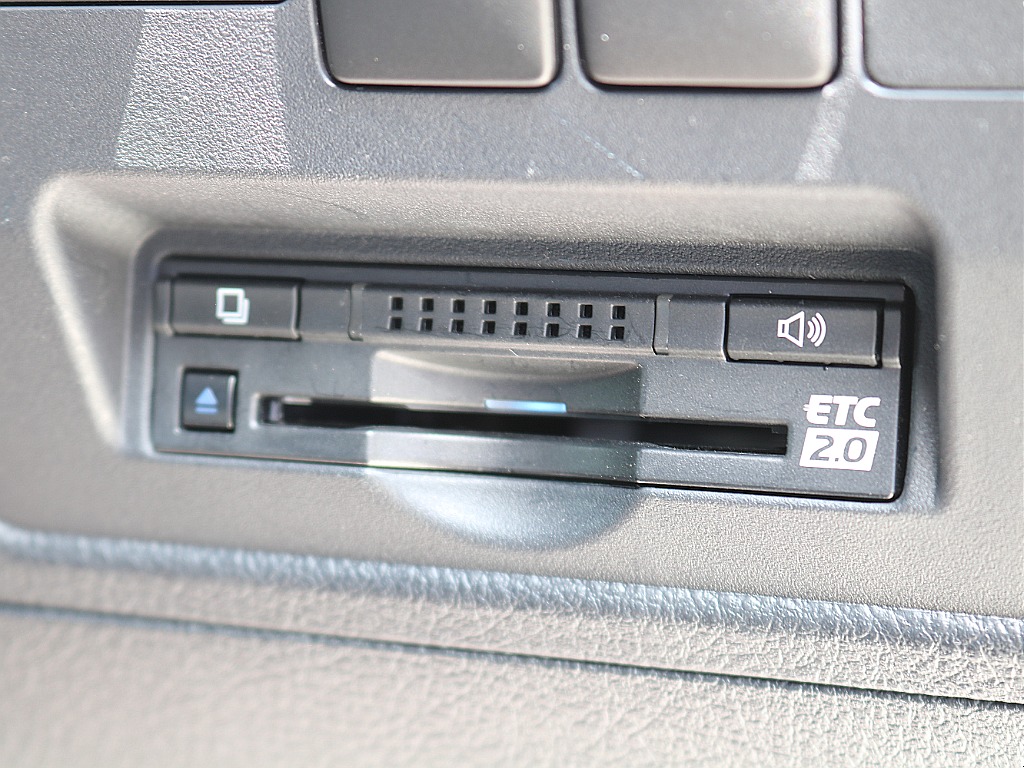 ビルトインETC2.0搭載