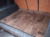 なんと！荷室フローリング施工！