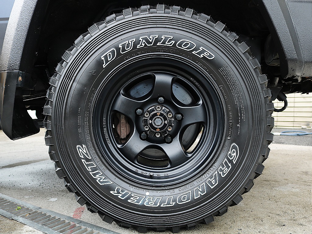 WORK　MEISTER 16インチアルミホイールにダンロップMT2タイヤをインストール