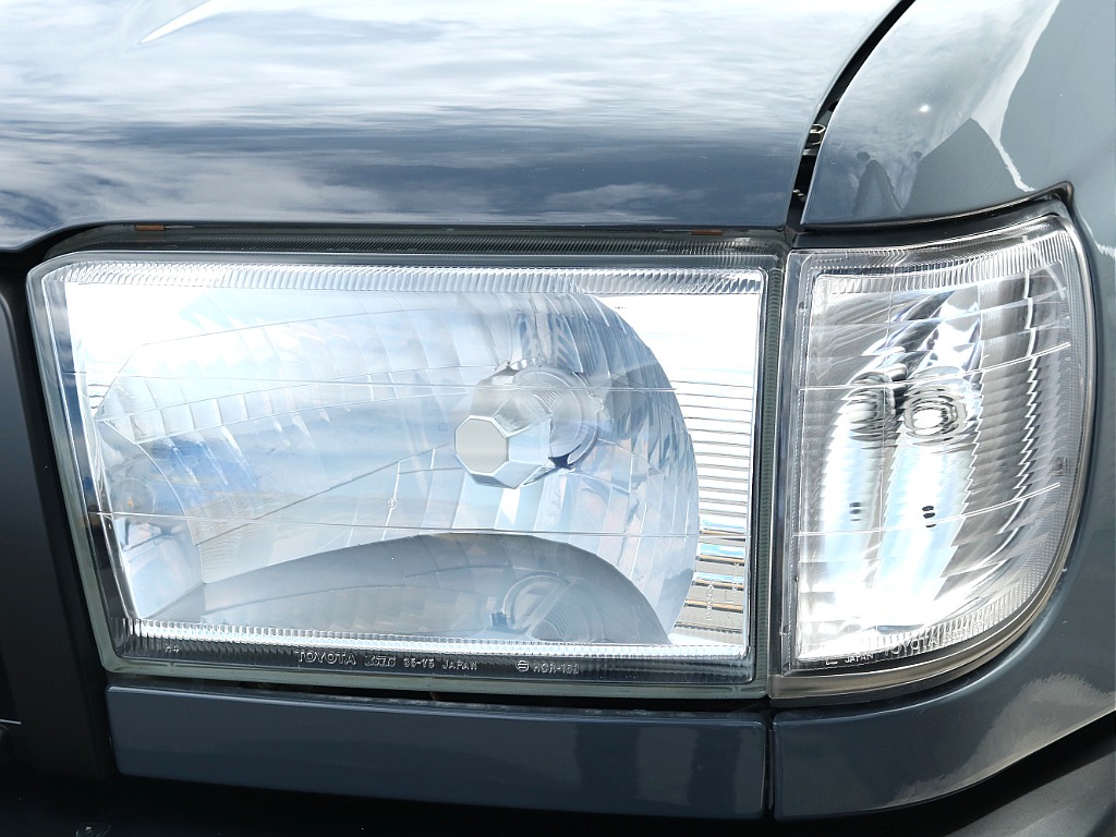 2000 Toyota Hilux Surf 