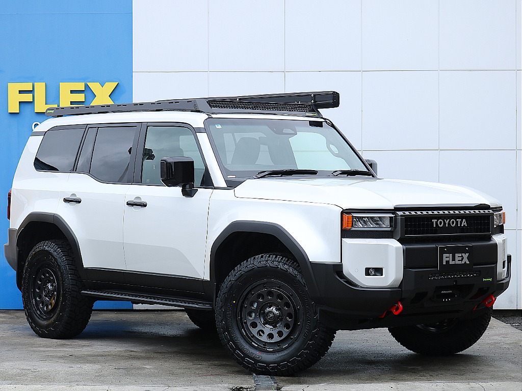 FLEXオリジナルコイルスプリングにて２インチリフトアップ！純正車高とは迫力が違います