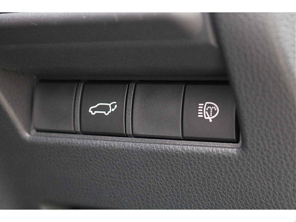 運転席からリアゲート開閉可能です