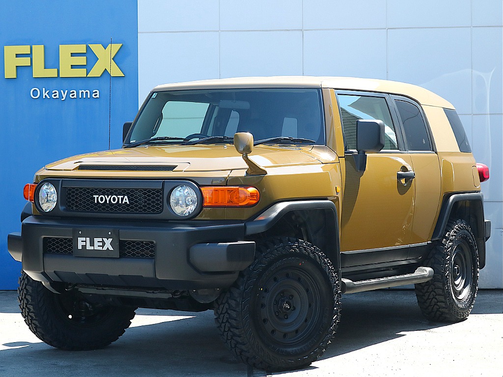 トヨタ&nbsp;FJクルーザー&nbsp;4.0カラーパッケージ 4WD&nbsp;【厳選仕入】 アライメント済&nbsp;岡山県