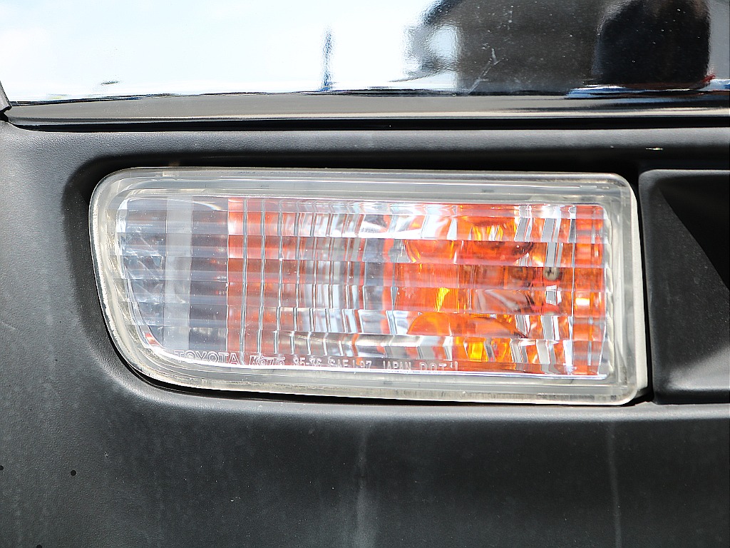 LEDウィンカーバルブのご案内も可能です☆