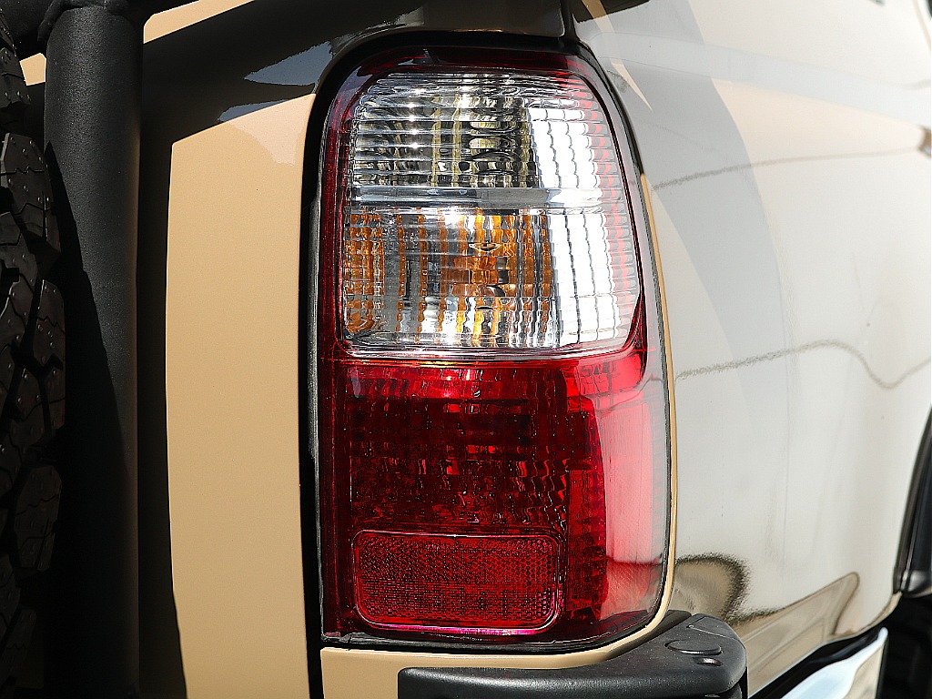 純正テールランプ LEDバルブのご案内も可能です