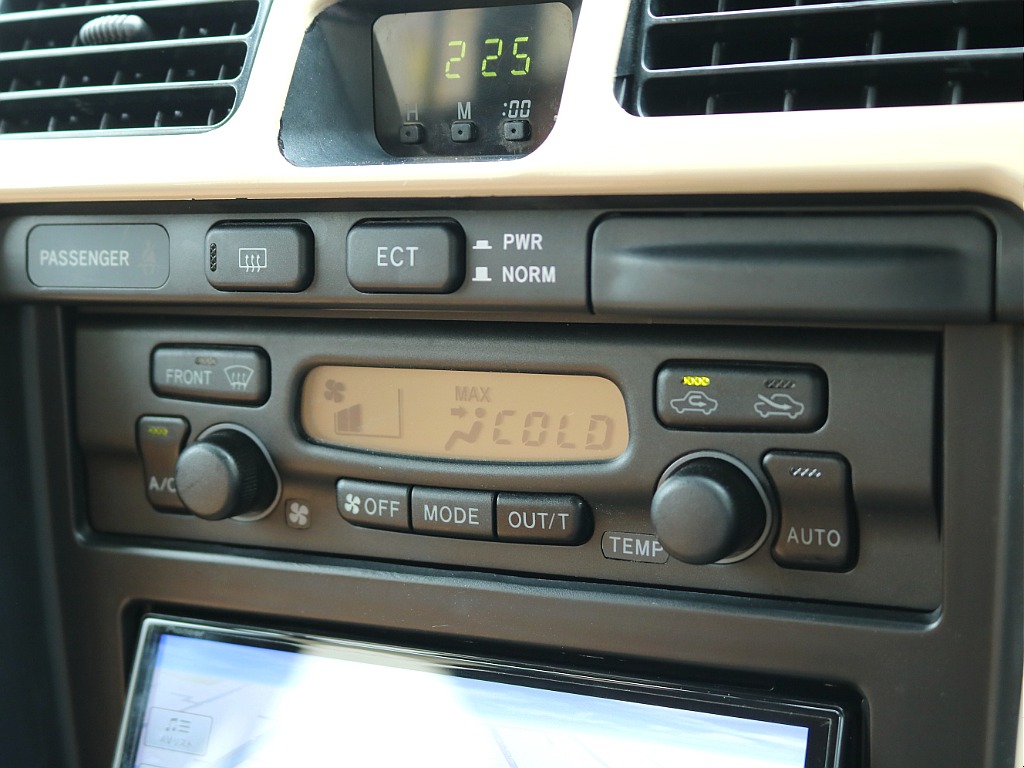 1999 Toyota Hilux Surf 