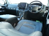 トヨタ&nbsp;ランドクルーザー200&nbsp;4.6AX Gセレクション 4WD&nbsp;【厳選仕入】 純正エアロ&nbsp;岡山県の詳細画像&nbsp;その3