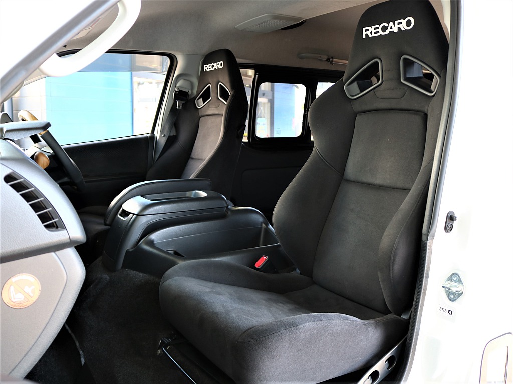 FJクルーザー RECARO シートレール 右席用 邪魔くさい