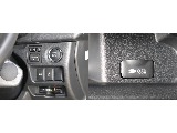 プッシュ式スタート・オートハイビームスイッチ・片側パワースライドドアスイッチ・ビルトインＥＴＣ・１００Ｖ電源