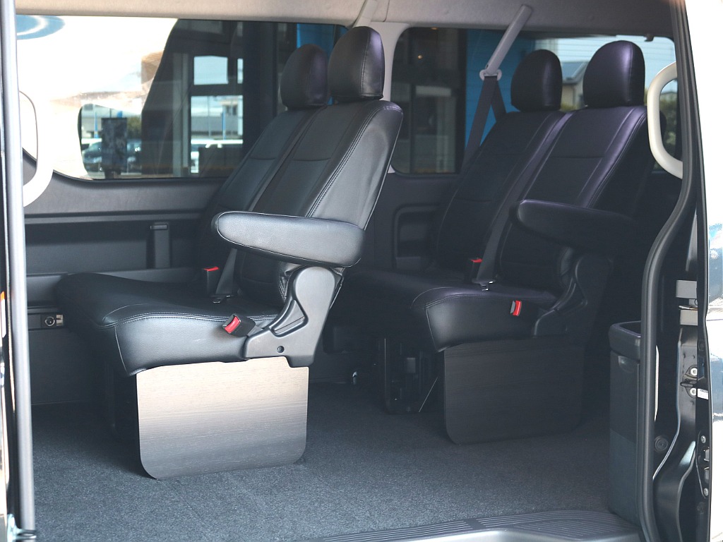 なんだかんだ使いやすいベースシート車両