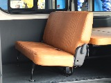 セカンドシート３人掛けベンチシート