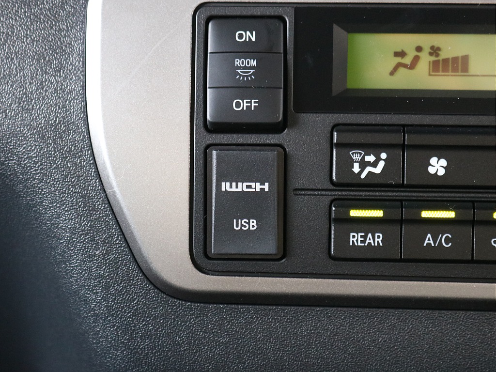 HDMI・USBポート