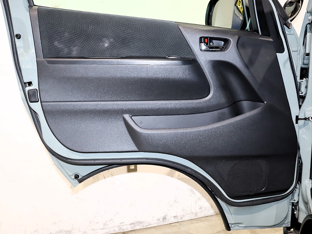 トヨタ ハイエースバン(31枚目)