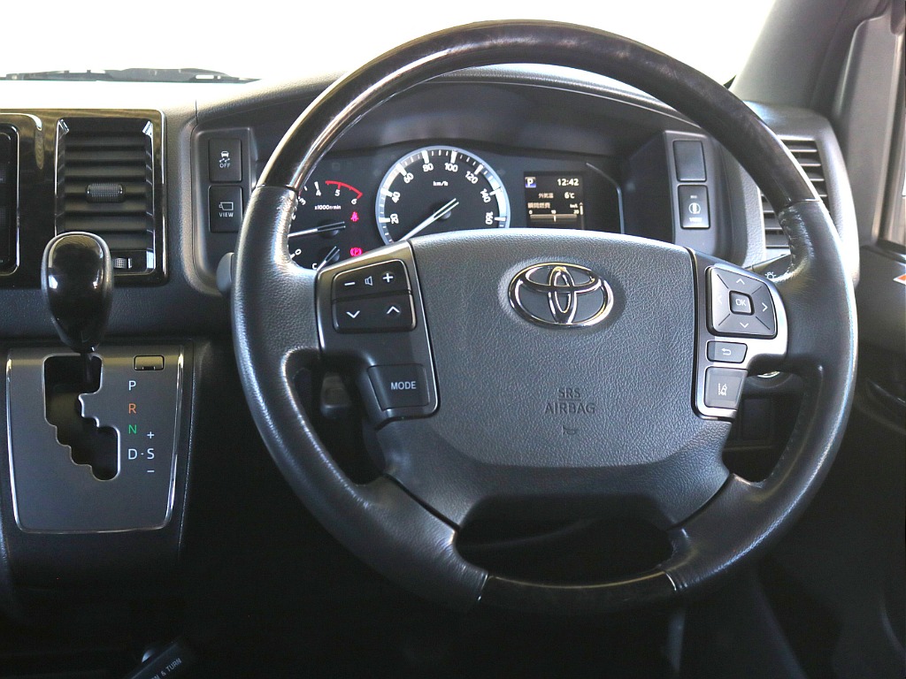 ダークプライムⅡ特別仕様車限定コンビハンドル・コンビシフトノブ