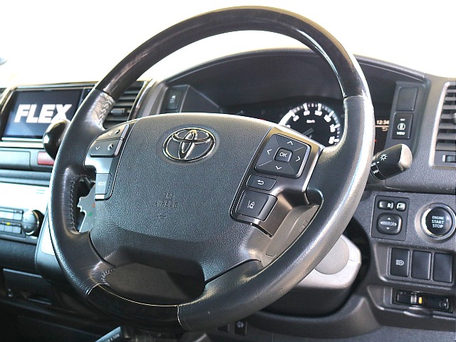 ステアリングスイッチ